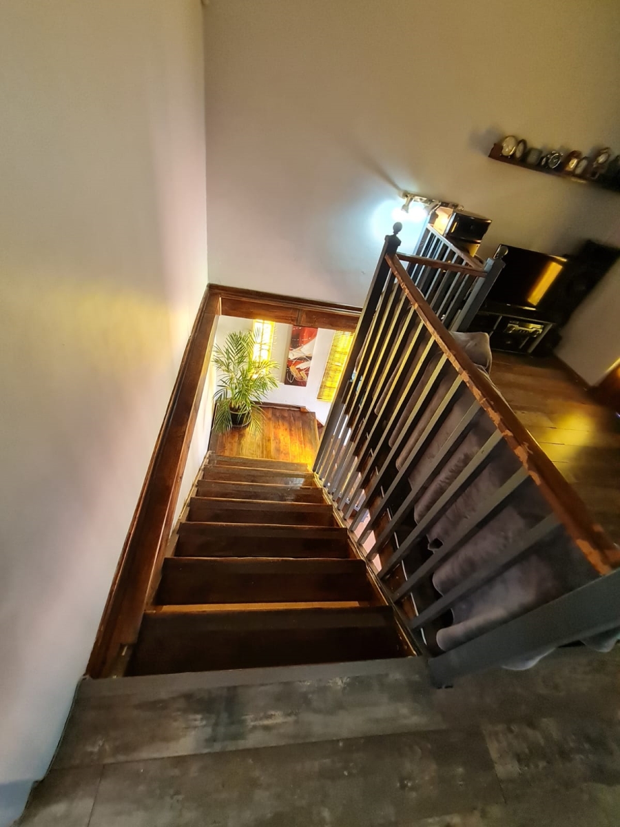 4 Bedroom Property for Sale in Rhodesdene Northern Cape